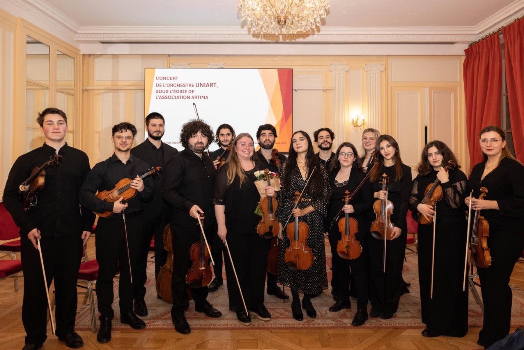 Les musiciens d’UNIART après un concert sous l’égide de l’Association ARTIMA